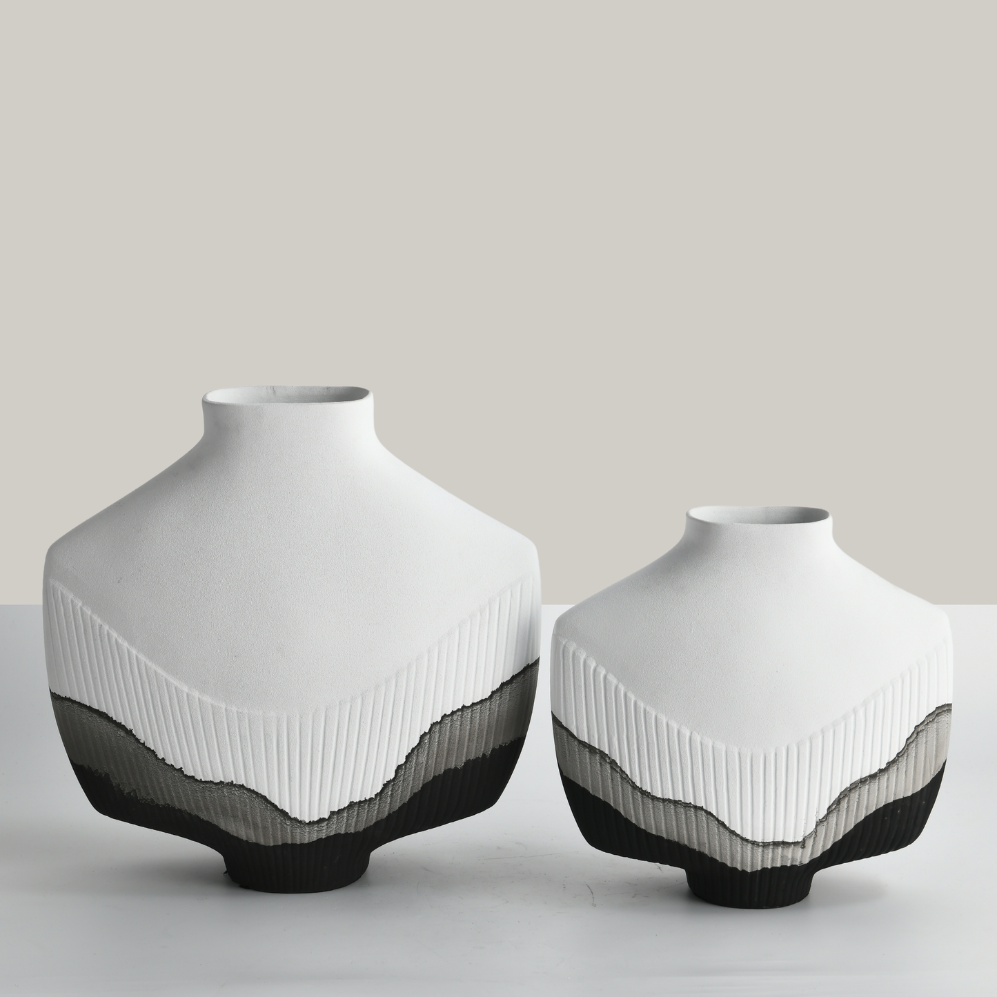 Eclipse Bloom Ceramic Flower Vase (Set of 2)