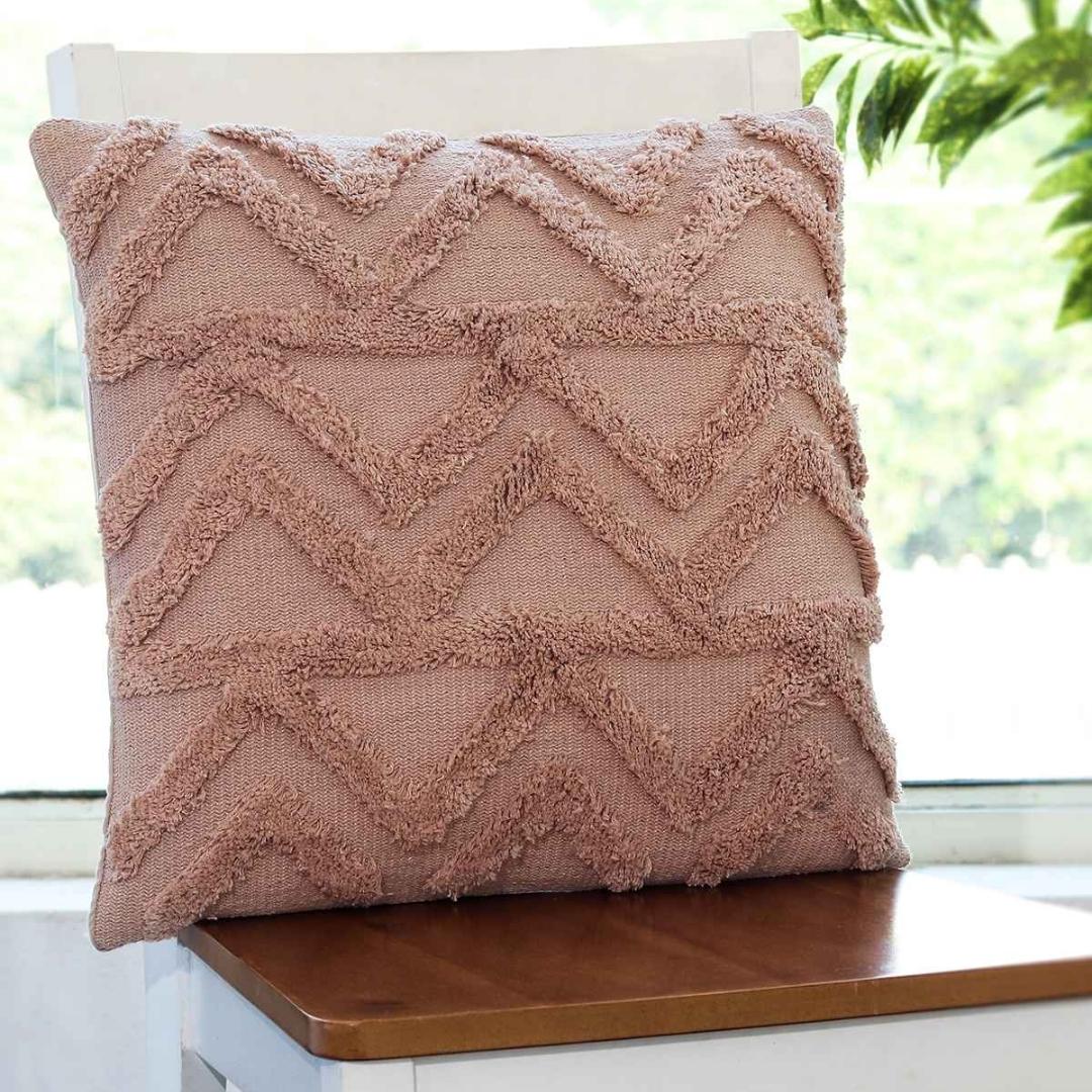 Ollie Blush Pink Cotton Knitted Decorative Cushion Cover (18 in x 18 in)