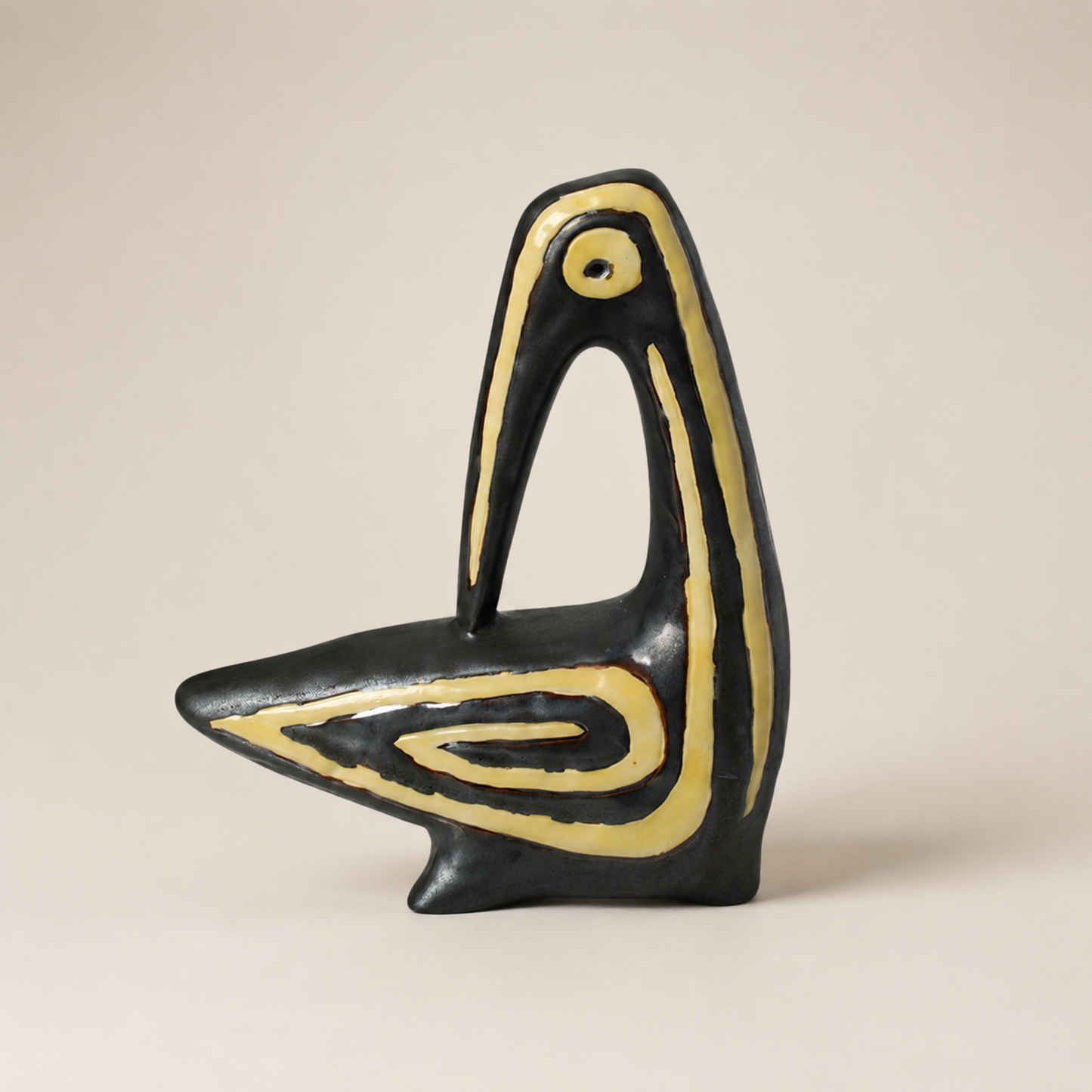 Verdant Painted Face Sharp-Billed Bird Decorative Figurine