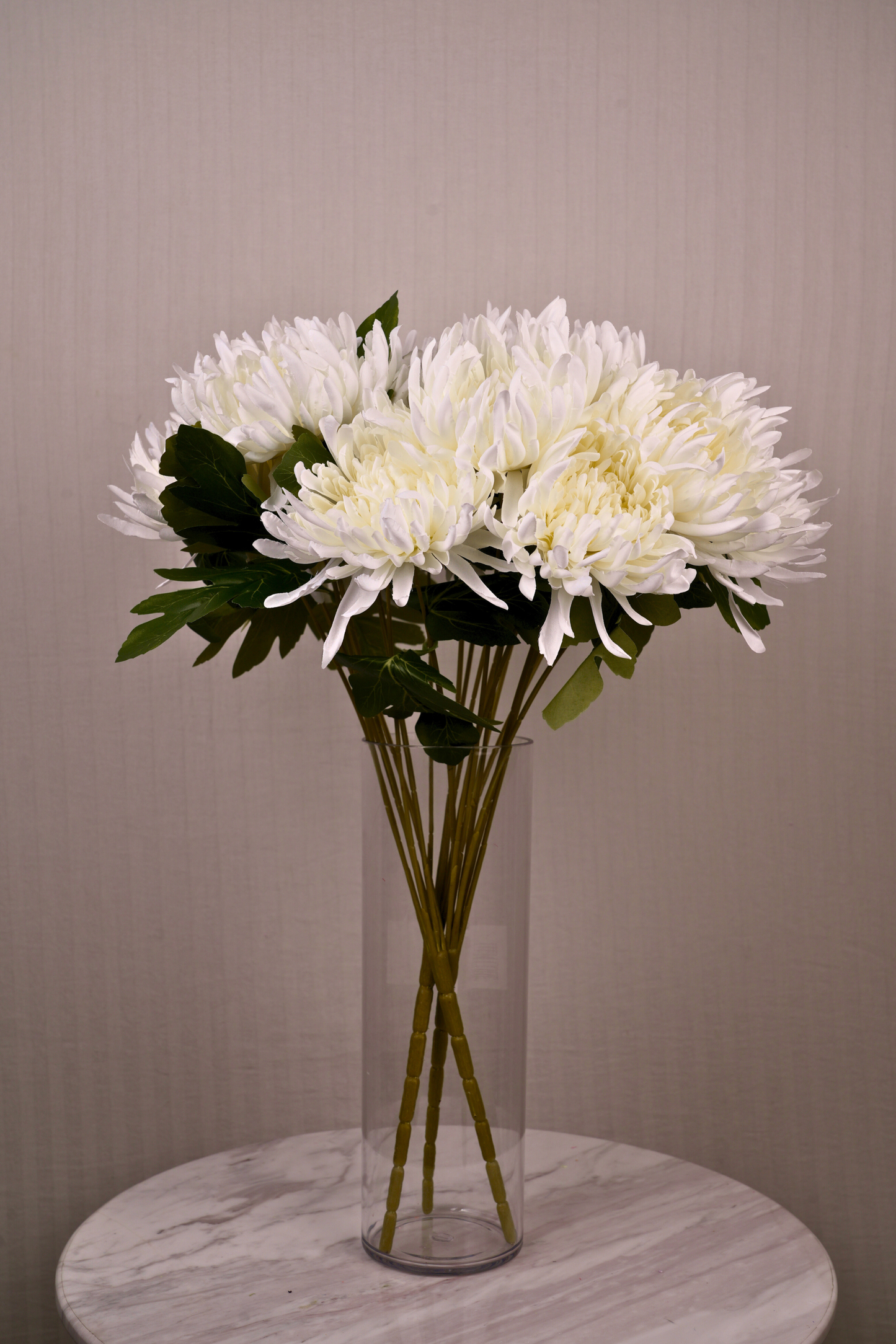 Faux Spider Chrysanthemum Majestic Flower Stem - White