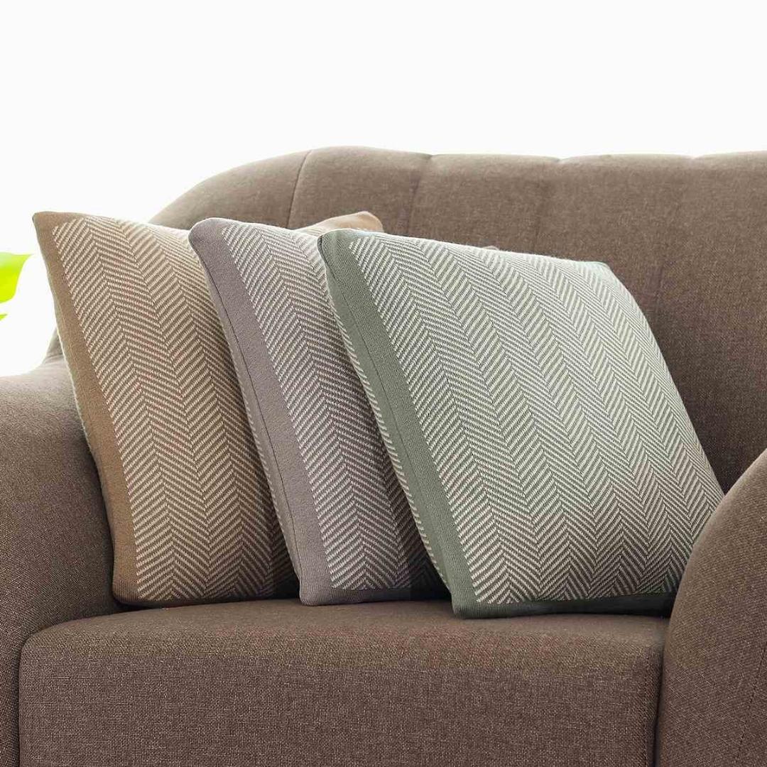 Herringbone Ryegrass & Natural Cotton Knitted Decorative Cushion Cover (16 in x 16 in)