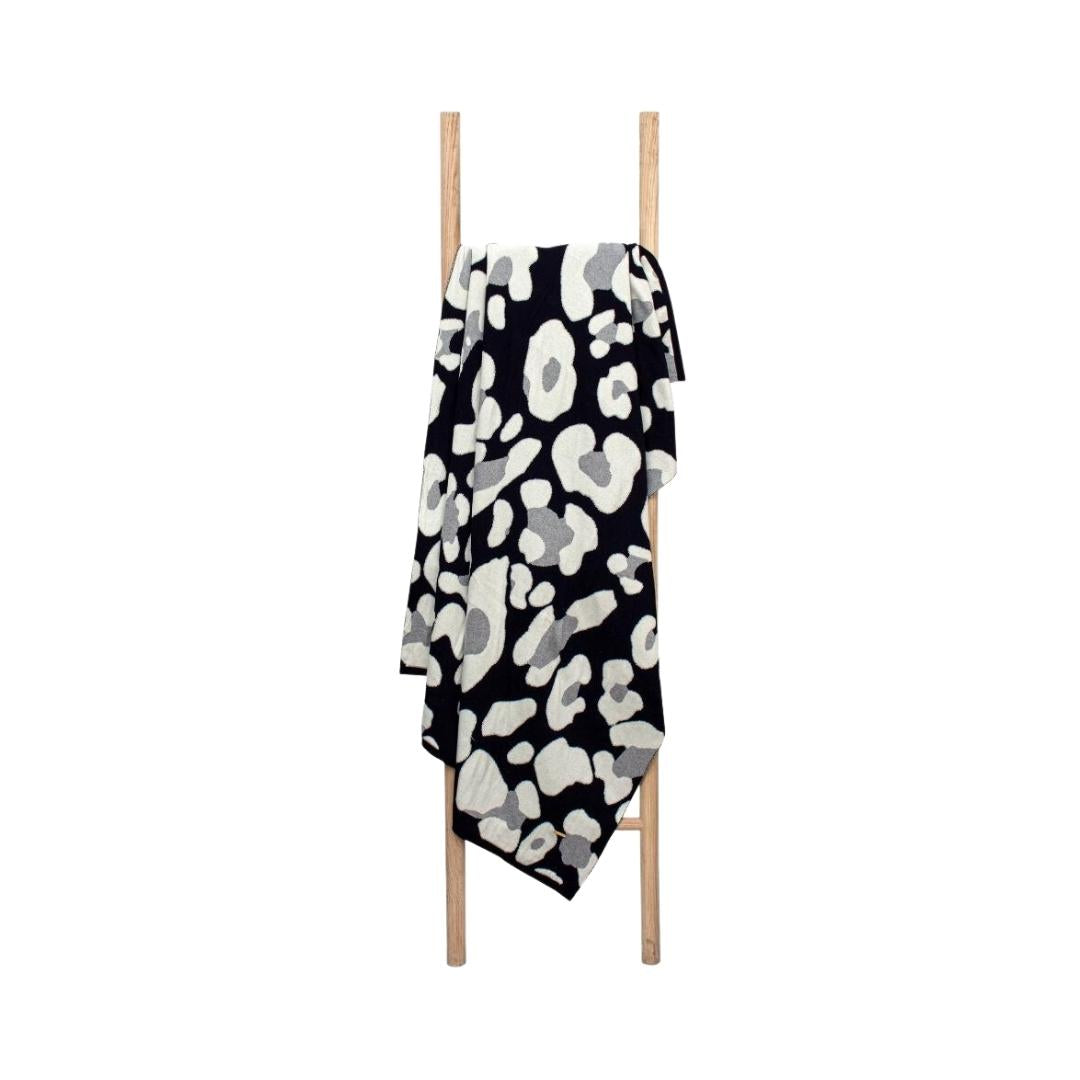 Stoney Black & White Cotton Knitted Throw Blanket (50 in x 66 in)